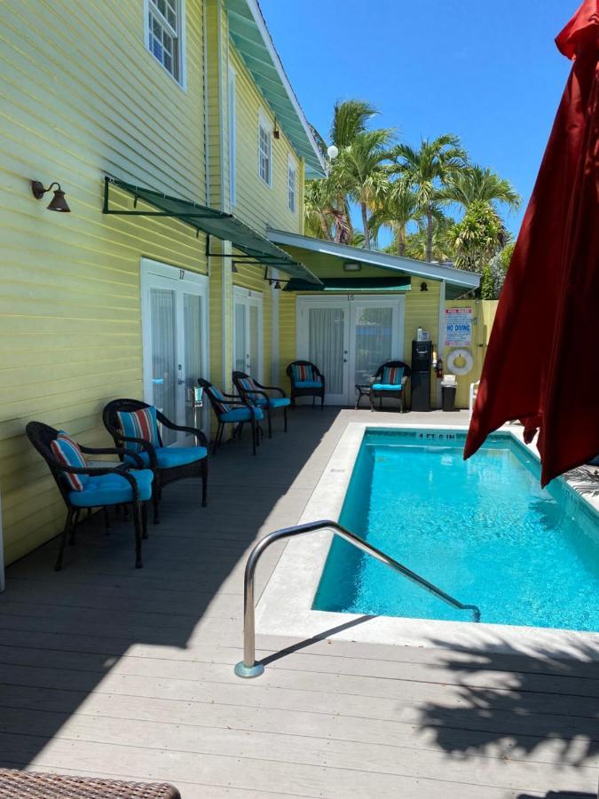 Duval Gardens Bed and Breakfast Key West Eksteriør billede