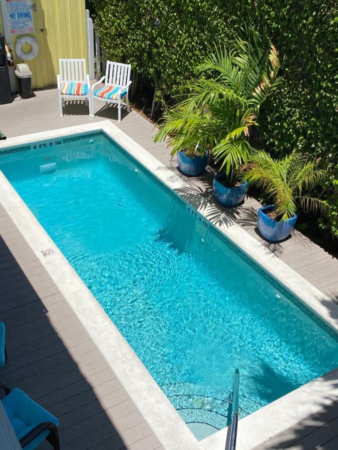 Duval Gardens Bed and Breakfast Key West Eksteriør billede